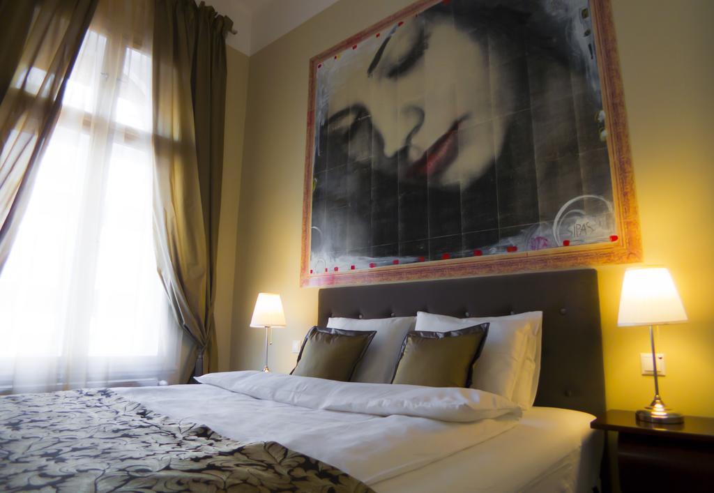 Golden Stars Budapest Apartments Bagian luar foto