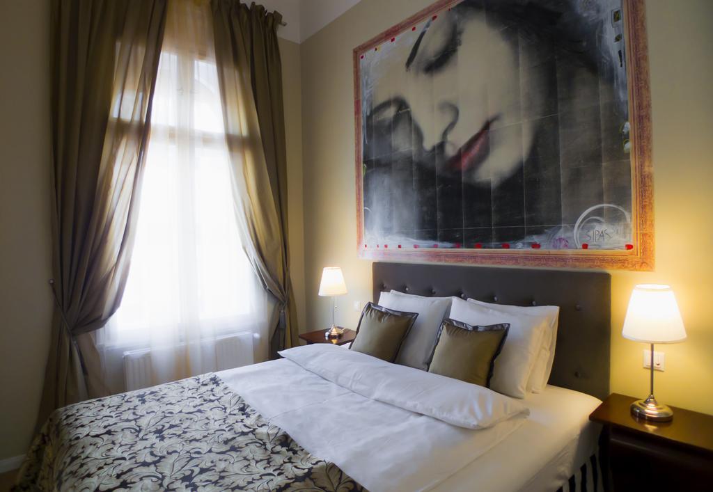Golden Stars Budapest Apartments Bagian luar foto