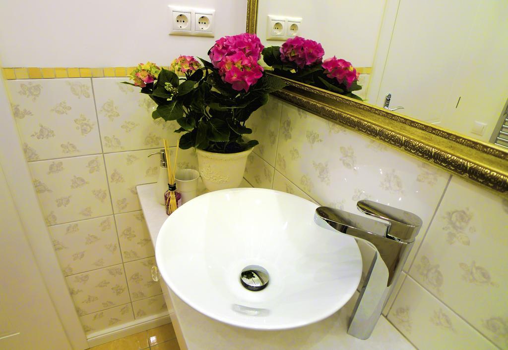 Golden Stars Budapest Apartments Bagian luar foto