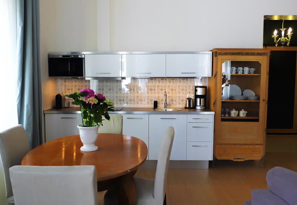 Golden Stars Budapest Apartments Bagian luar foto